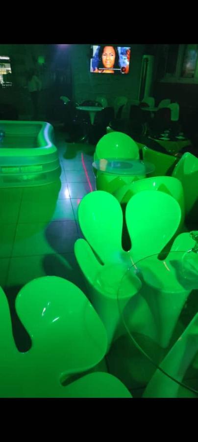 Palace Des Rois Douala Ngoại thất bức ảnh