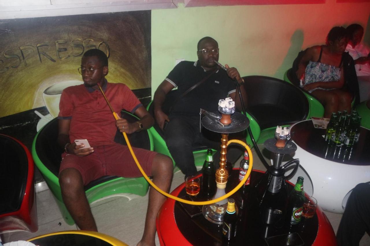 Palace Des Rois Douala Ngoại thất bức ảnh