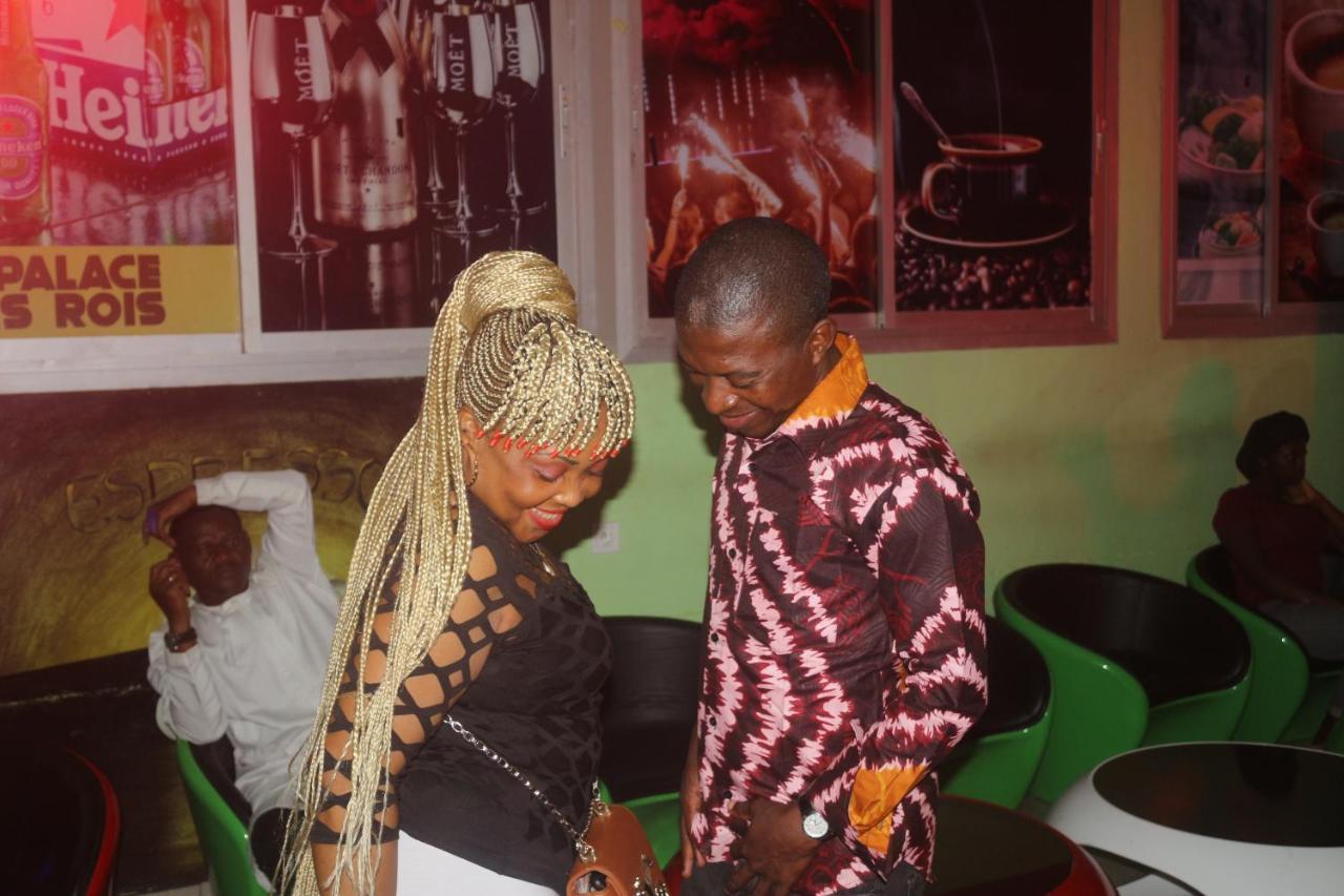 Palace Des Rois Douala Ngoại thất bức ảnh