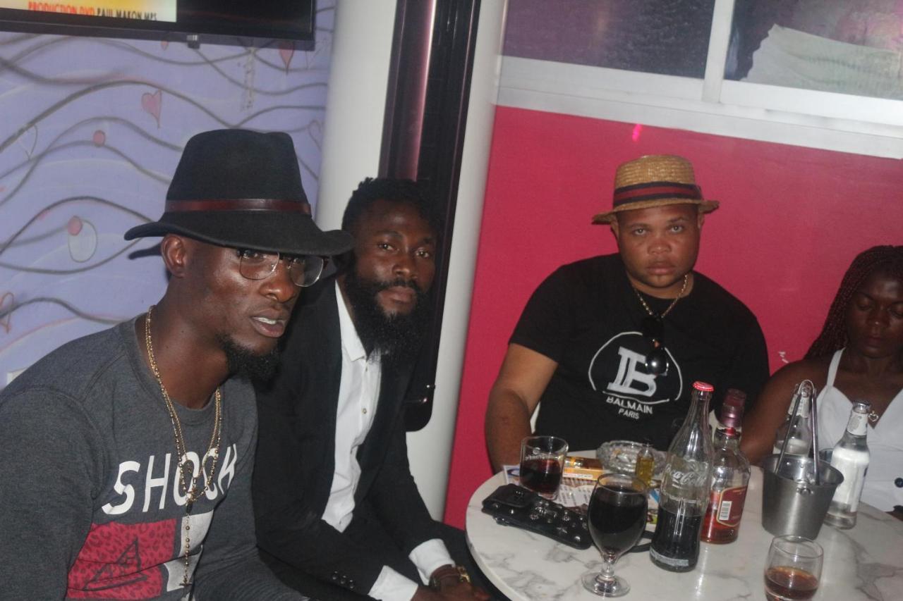 Palace Des Rois Douala Ngoại thất bức ảnh