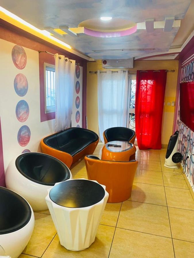 Palace Des Rois Douala Ngoại thất bức ảnh