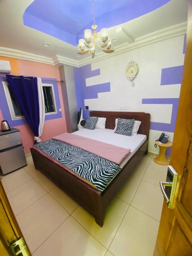 Palace Des Rois Douala Ngoại thất bức ảnh